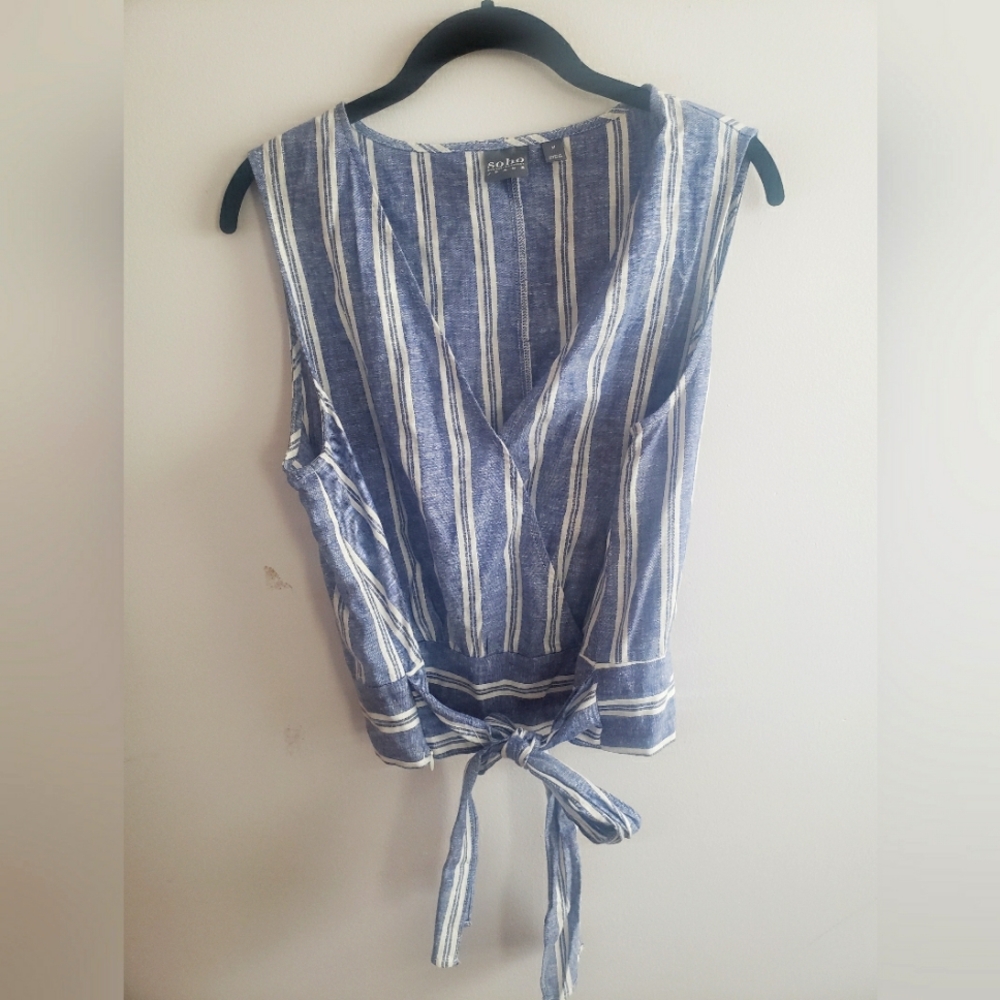 New York & Company Blue and White Striped Linen Blend Tank Top~ Size Medium